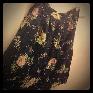 Vintage floral print skirt